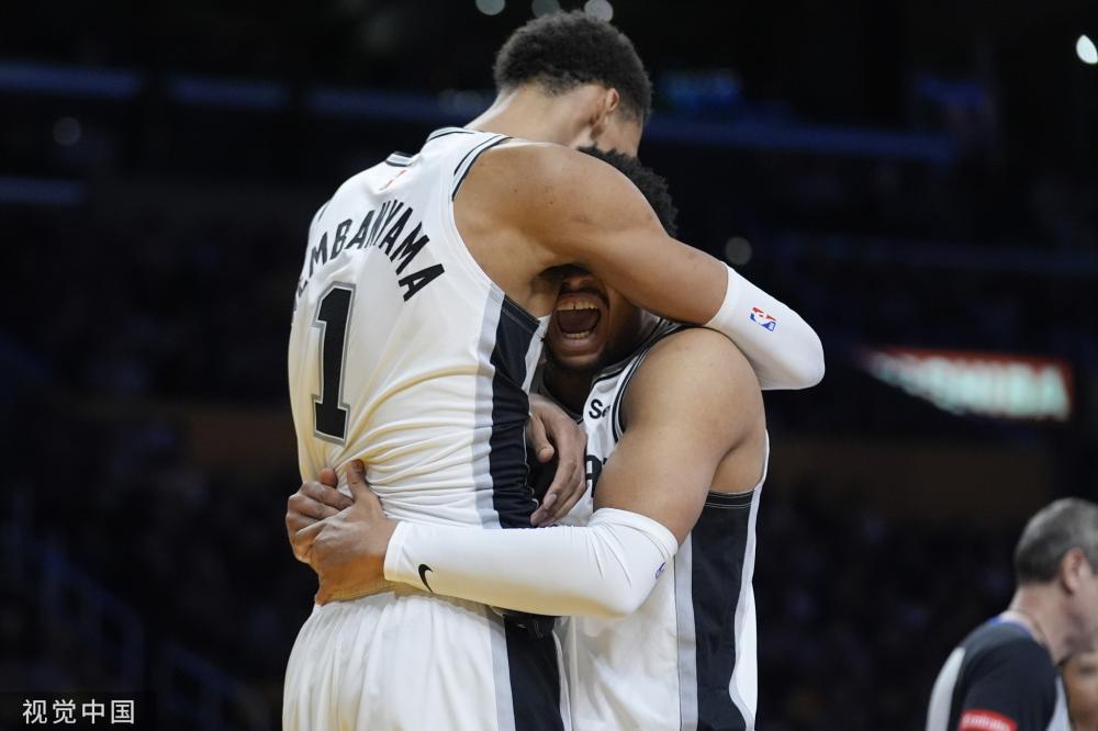 这也是他在 这也是他在