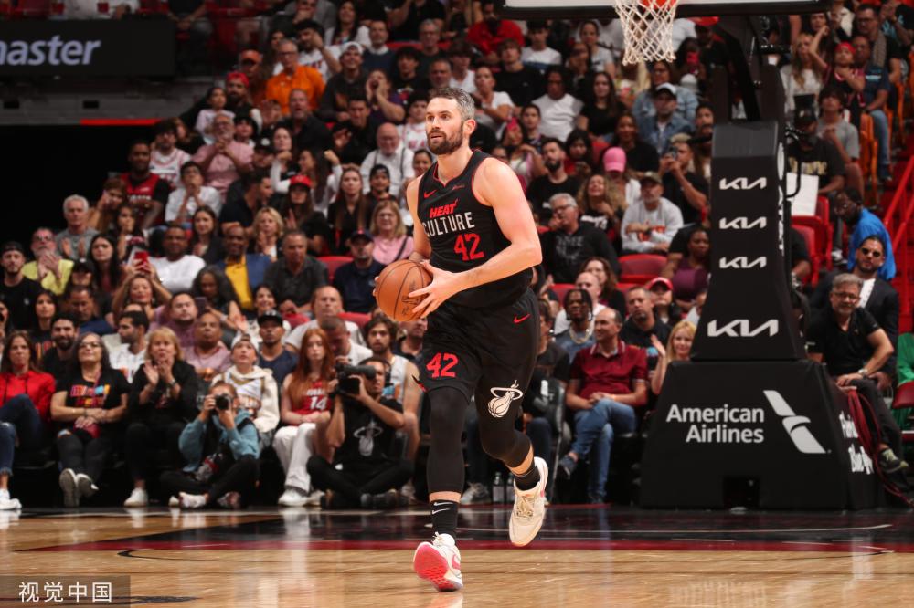 面临更大的 面临更大的