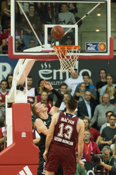 在连续七场 在连续七场